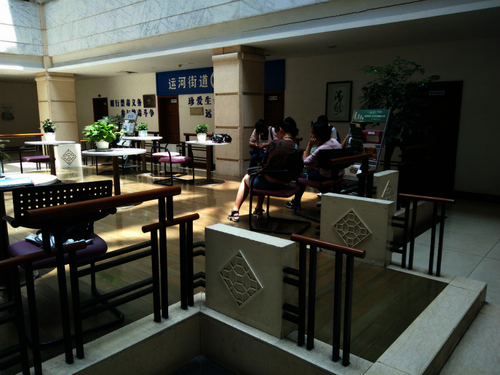 重庆时时彩
 检甲护民小分队投稿 七月十日 成员休息讨论事宜