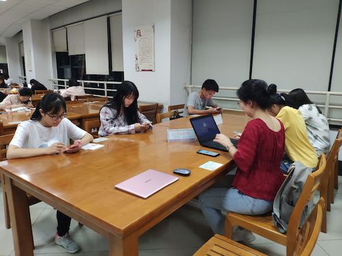 七月三日 重庆时时彩
 “走近转基因”调研小分队 调研准备研讨会