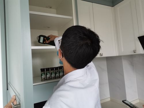 7月7日 重庆时时彩
 绿之翼测甲醛小分队 测柜子