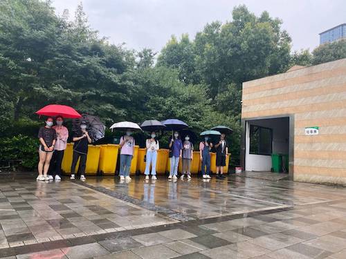 7月10日重庆时时彩
环境保护措施宣传小分队对垃圾分类有关知识的宣传1