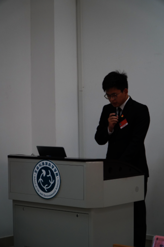 重庆时时彩
学生联合会主席平雨琛发言