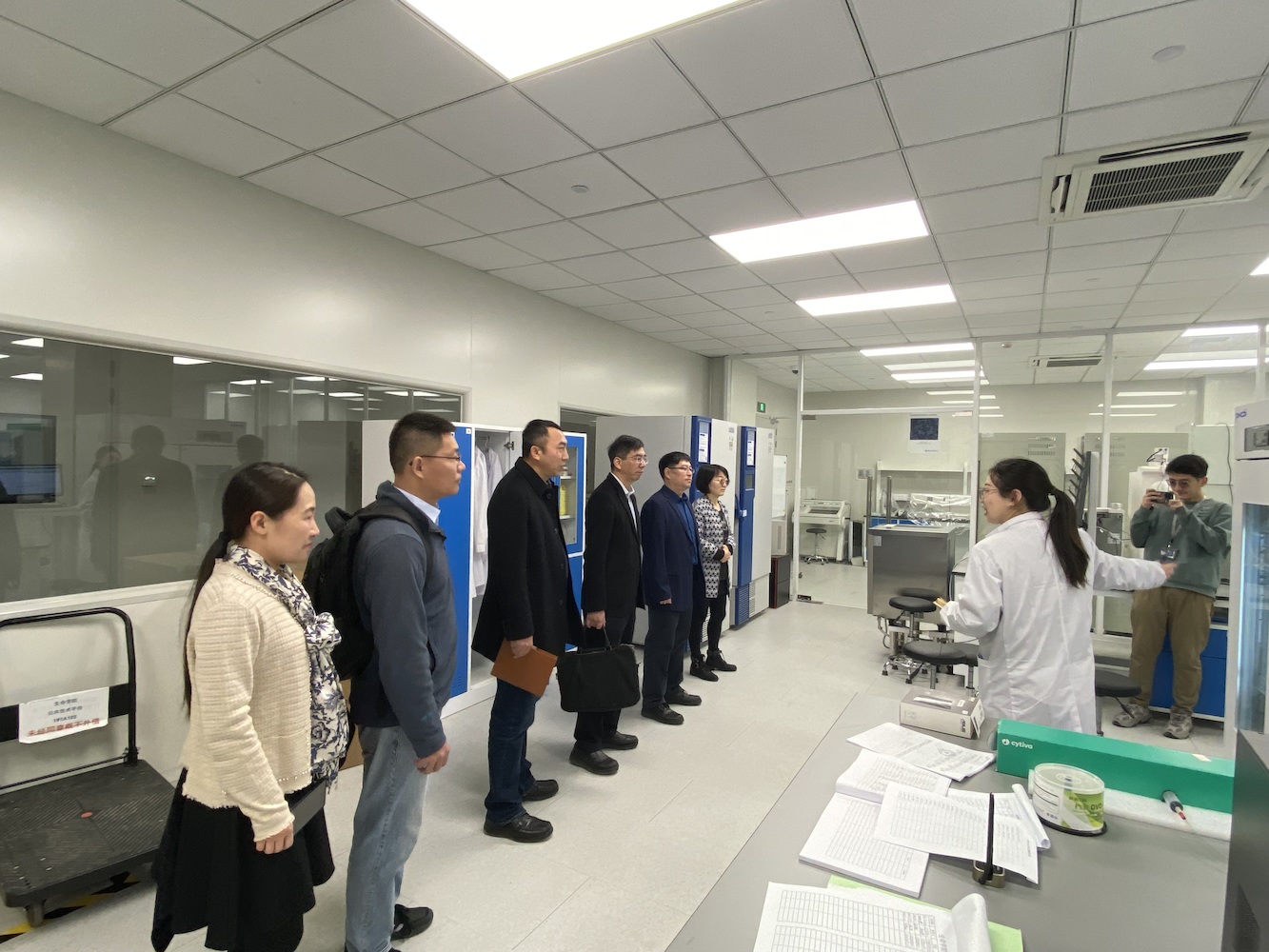 8ed1286ca41a36a7c17115a6ad592556