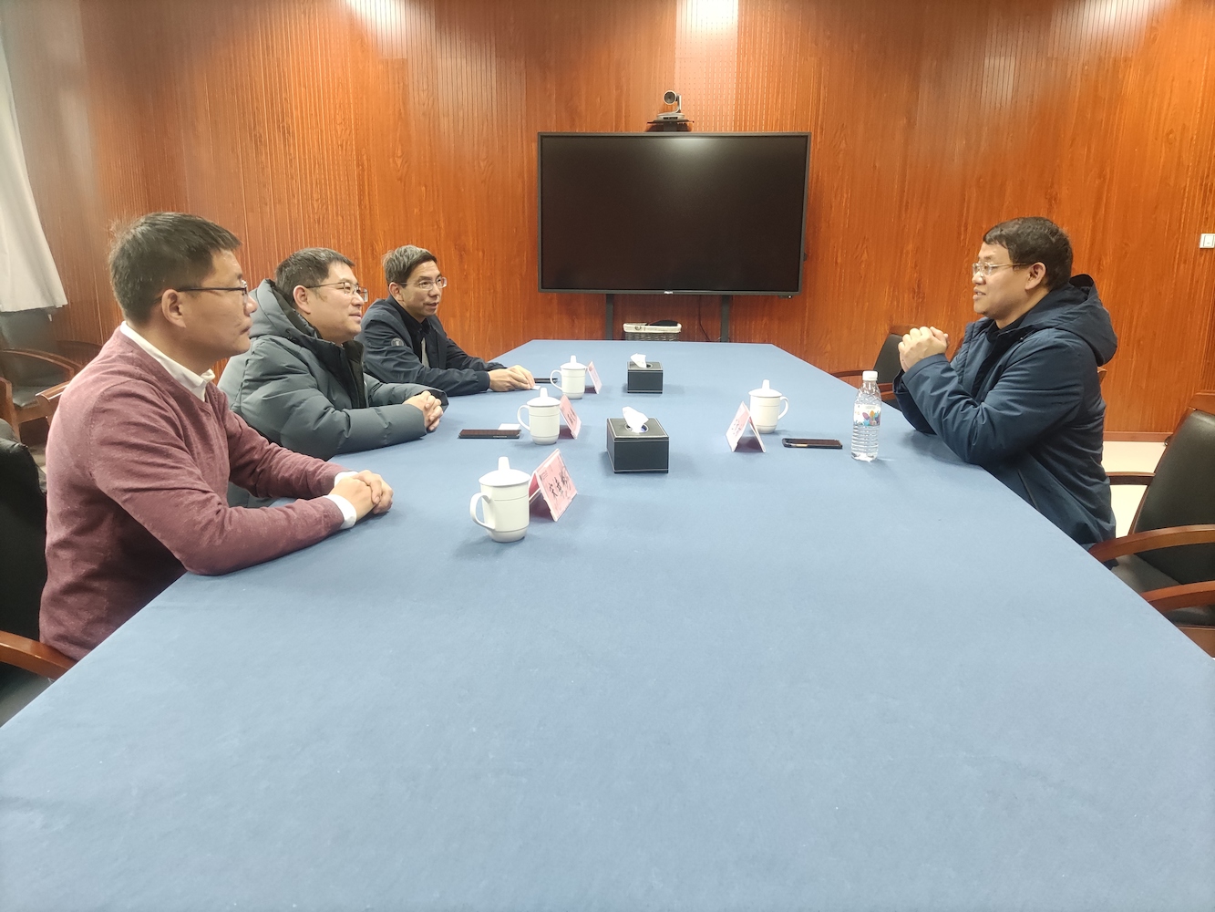 lQDPJx3cJpwTJy_NC7jND6Cw2bF4PyFN4tIFjI0eZNI2AA_4000_3000